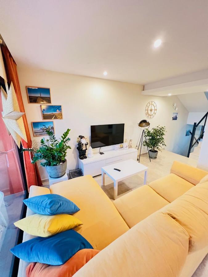 Sunny Castillo Apartment Costa De Antigua Exteriör bild